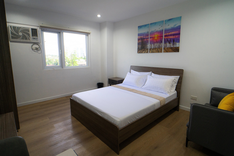 Mangrove Place and ResidencesbyHiverooms