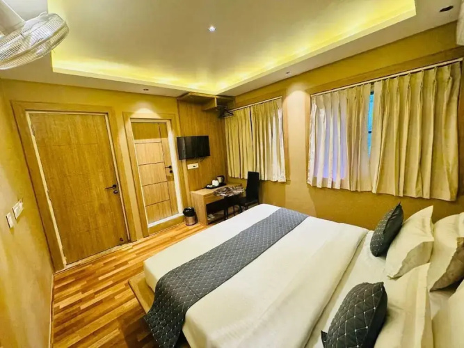 Hotel Pashm Home
