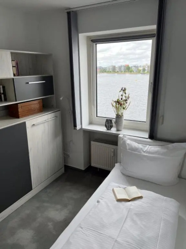Apartment 31