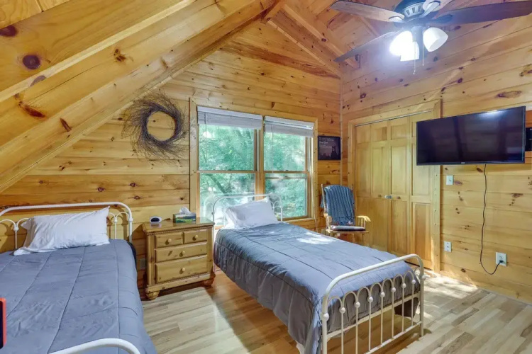 Riverfront Ellijay Cabin w/ Deck + Pool Access!