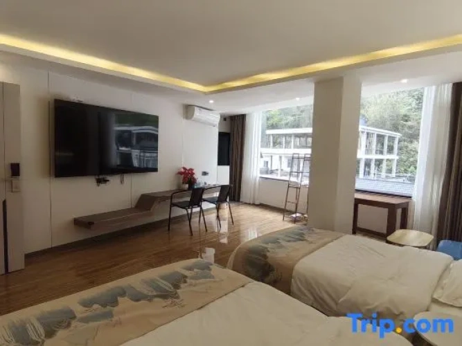Standard Family room