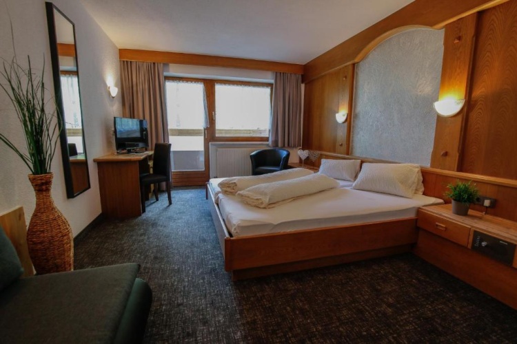 Standard Double room with balcony