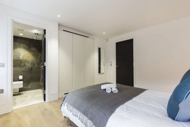 Leicester Square - Piccadilly Circus Apt