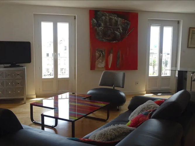 Appartement standing avec terrasse et vue