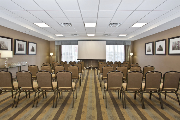 Holiday Inn Express & Suites Kingston Central photo 20