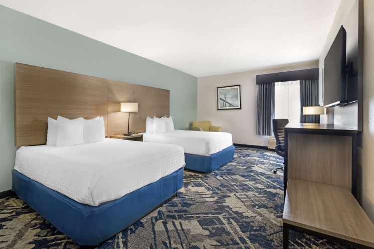 Quadruple Suite