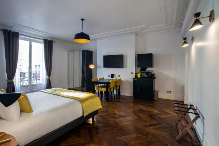 Family Suite with balcony