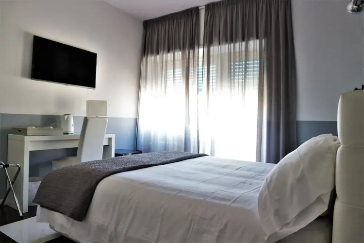 Luxury Vatican Rooms