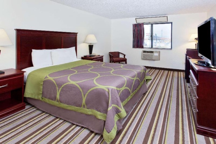Standard Quintuple room