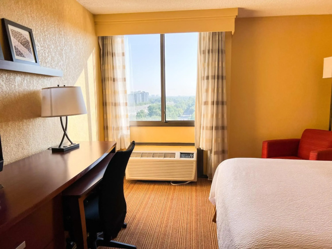 Hotel Pentagon South