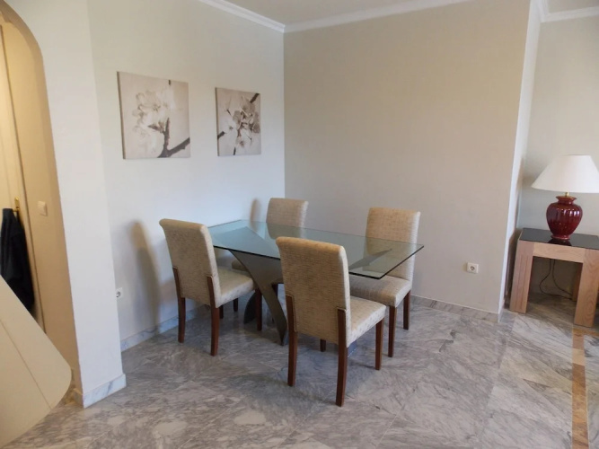 Beachside Apartment Near Puerto Banus