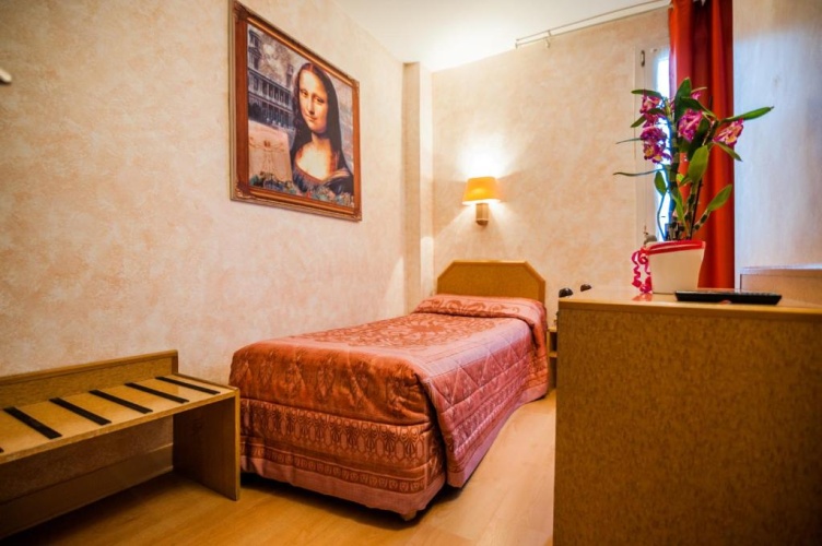 Standard Single room
