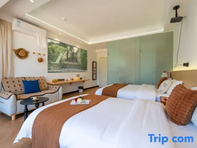 Standard Double room with balcony