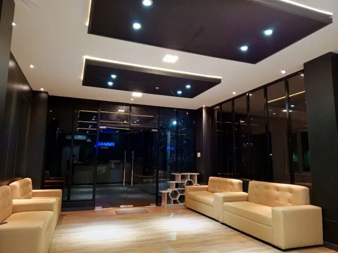 Emmaus condotel