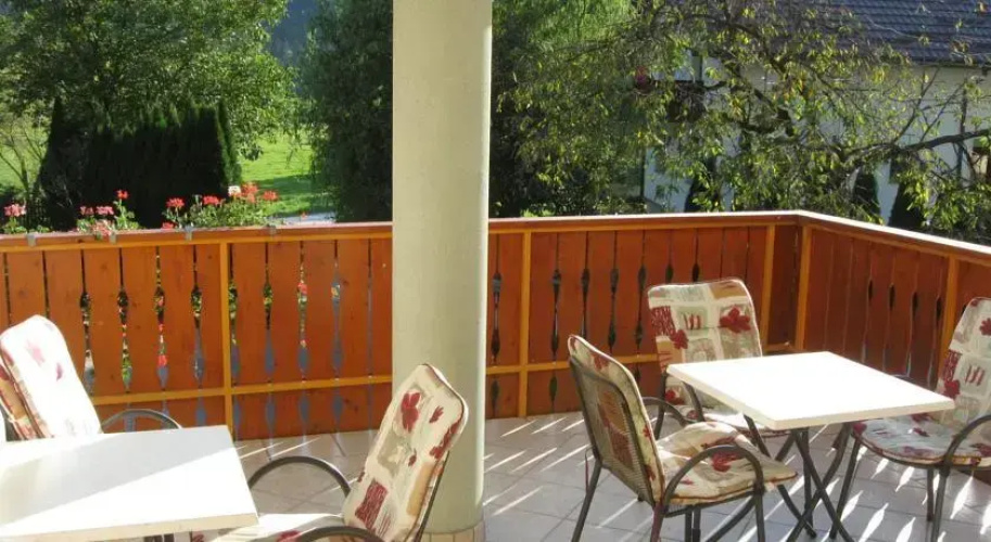 Hrominc Guest House