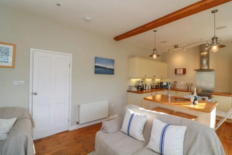 1 Bailey's Cottage