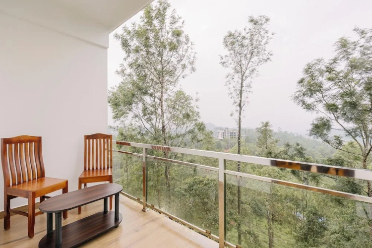 Deluxe room with balcony