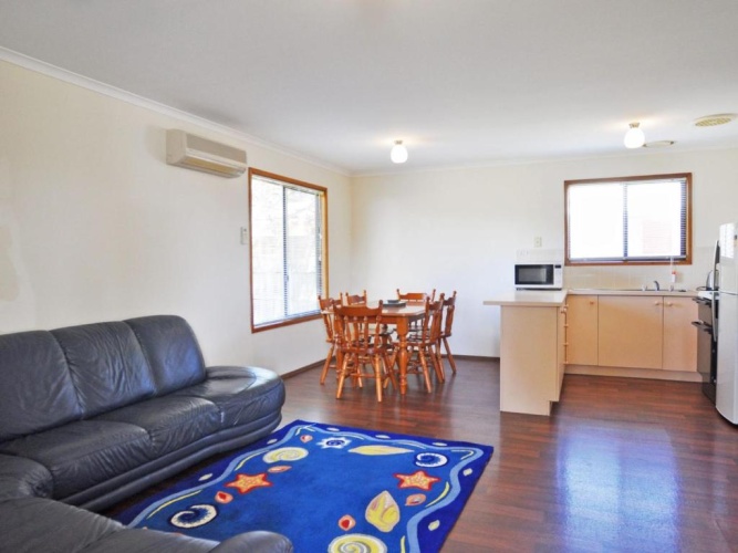 3 Bedrooms Cottage