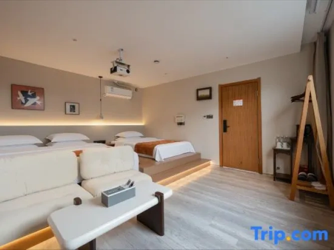 Standard Family room