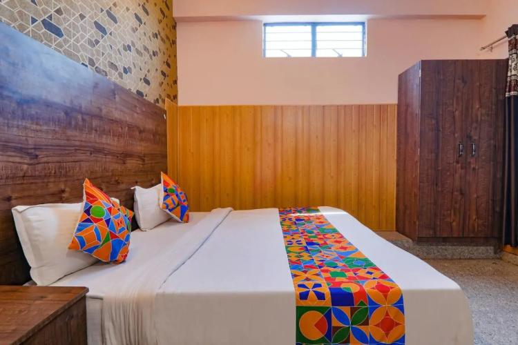 Fabhotel Gsv Inn