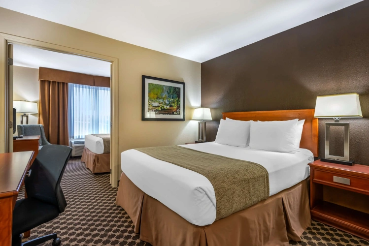 Quadruple Suite