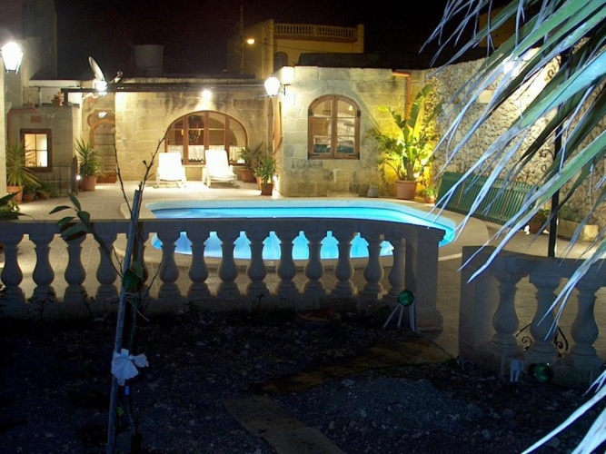 3 Bedrooms Cottage