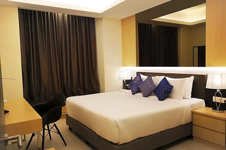 1 Bedroom Suite