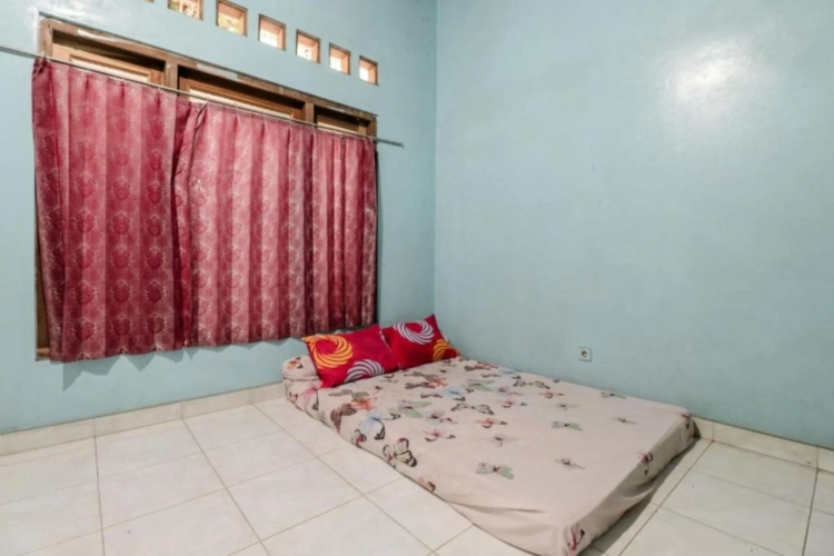 Bed in Dorm