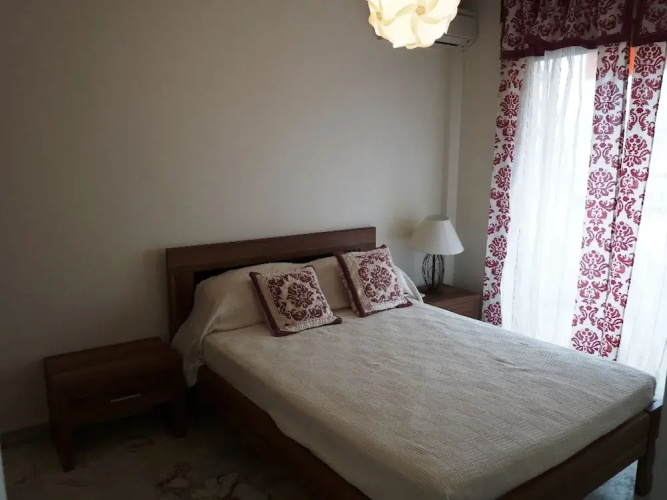 Fleuris One Bed