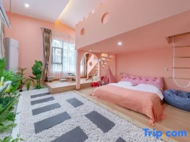 Standard Family room