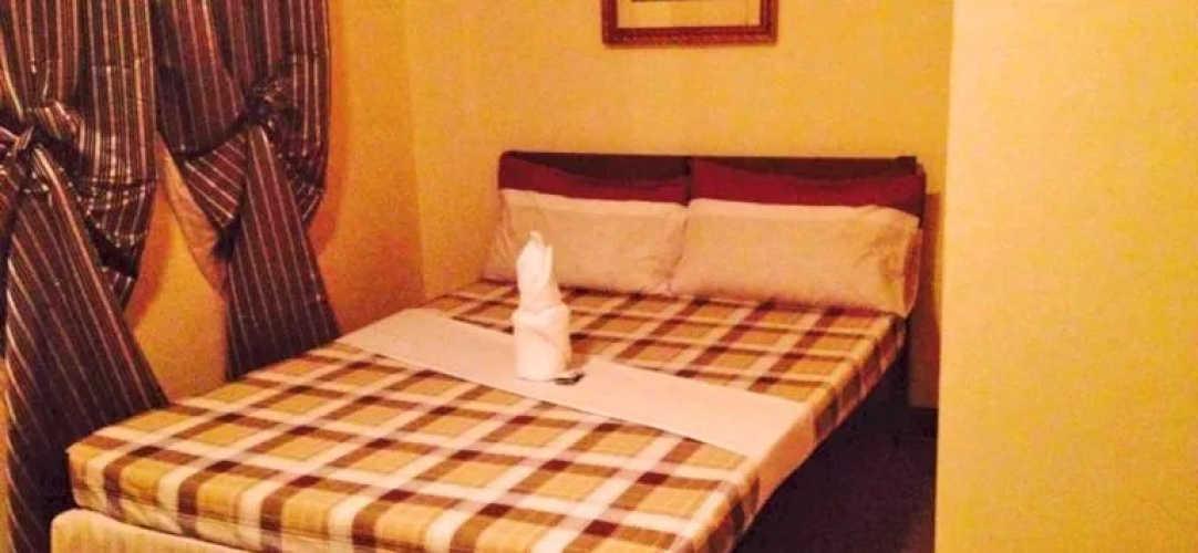 St. Louie Terraces Lodging House