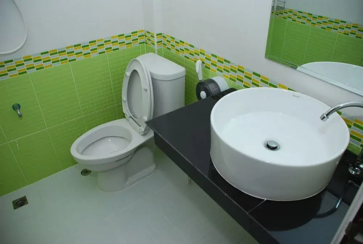 P & J Guesthouse