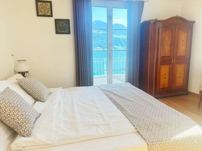 2 Bedrooms Family Suite with lake view