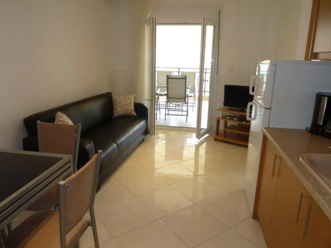 Dimi Apartments