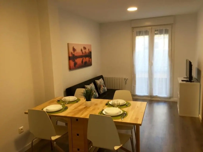 2 Bedrooms Apartment
