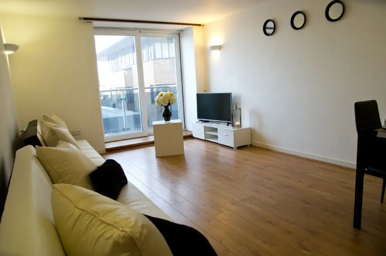 Icon Becket Apartment