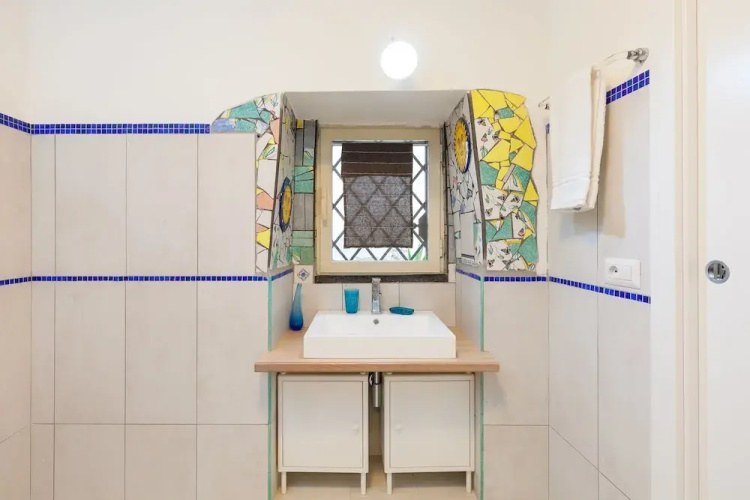 Apartment - Corso V. Emanuele IV BH 84