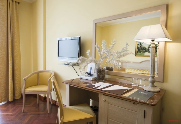 Standard Triple room with balcony