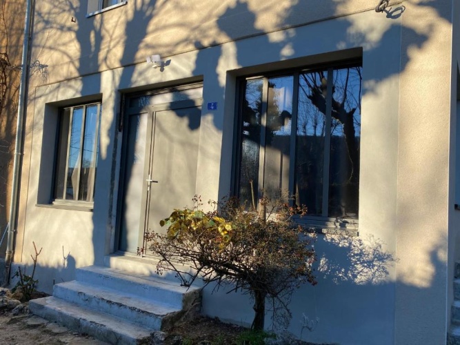 1 Bedroom Triple Apartment