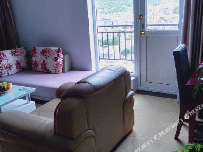 Deluxe Double Suite