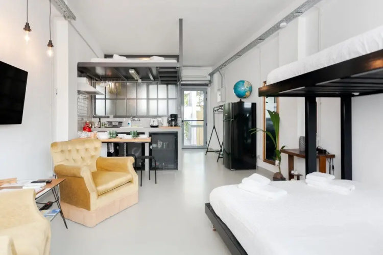 Monastiraki Factory Living