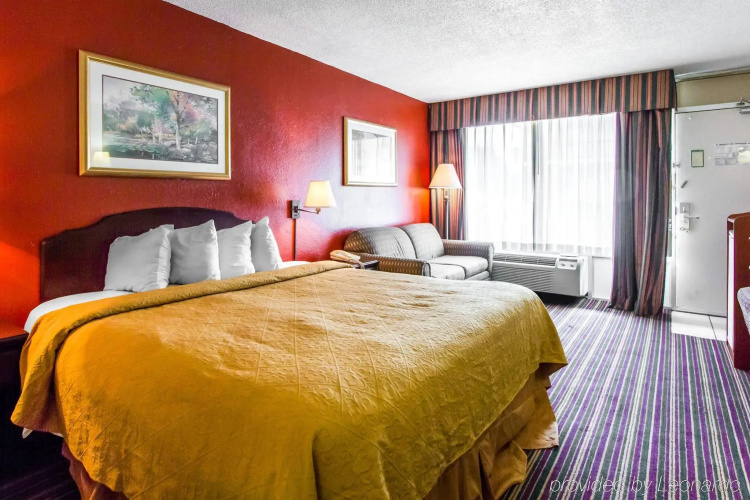 Motel 6 Opelika, AL