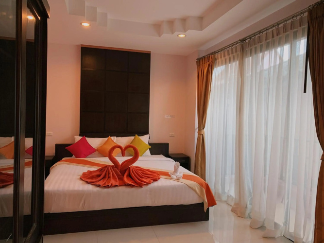 Ice Kamala Beach Hotel