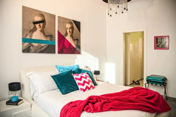 Ferdinando Arthouse Oversized Modern Apartment