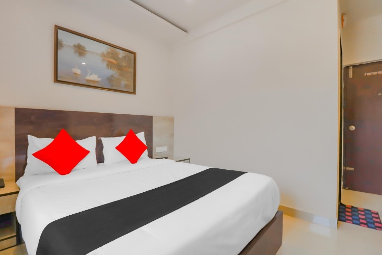 Standard Double Suite