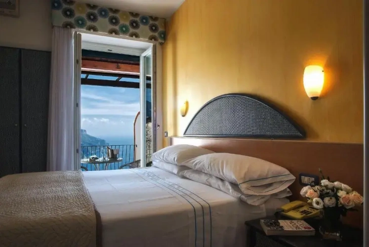 Standard Double room with sea view