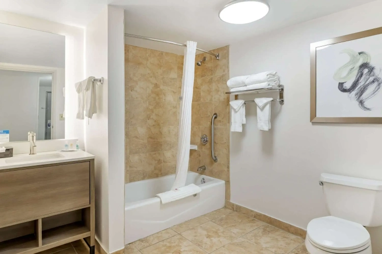 Quadruple Suite