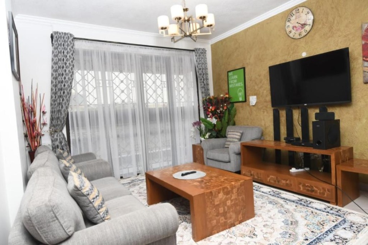 3 Bedrooms Apartment