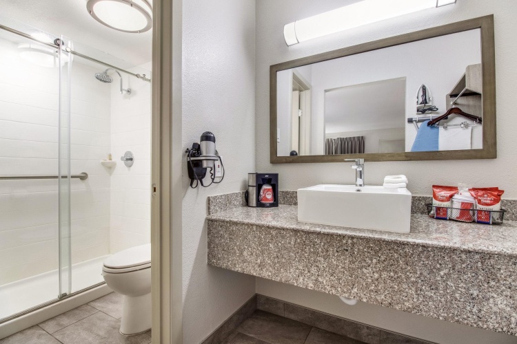 Deluxe Quadruple room