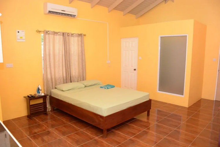 Hillview Apartments